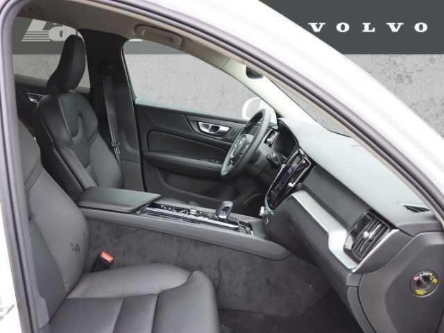 Volvo  Kombi Core B4 Diesel EU6d Automatik